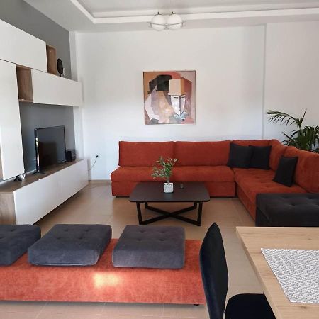 Villa Emily Rethymno อาเดเลียโนส กัมโปส ภายนอก รูปภาพ