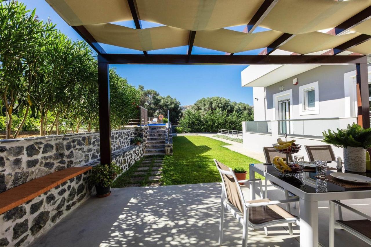 Villa Emily Rethymno อาเดเลียโนส กัมโปส ภายนอก รูปภาพ