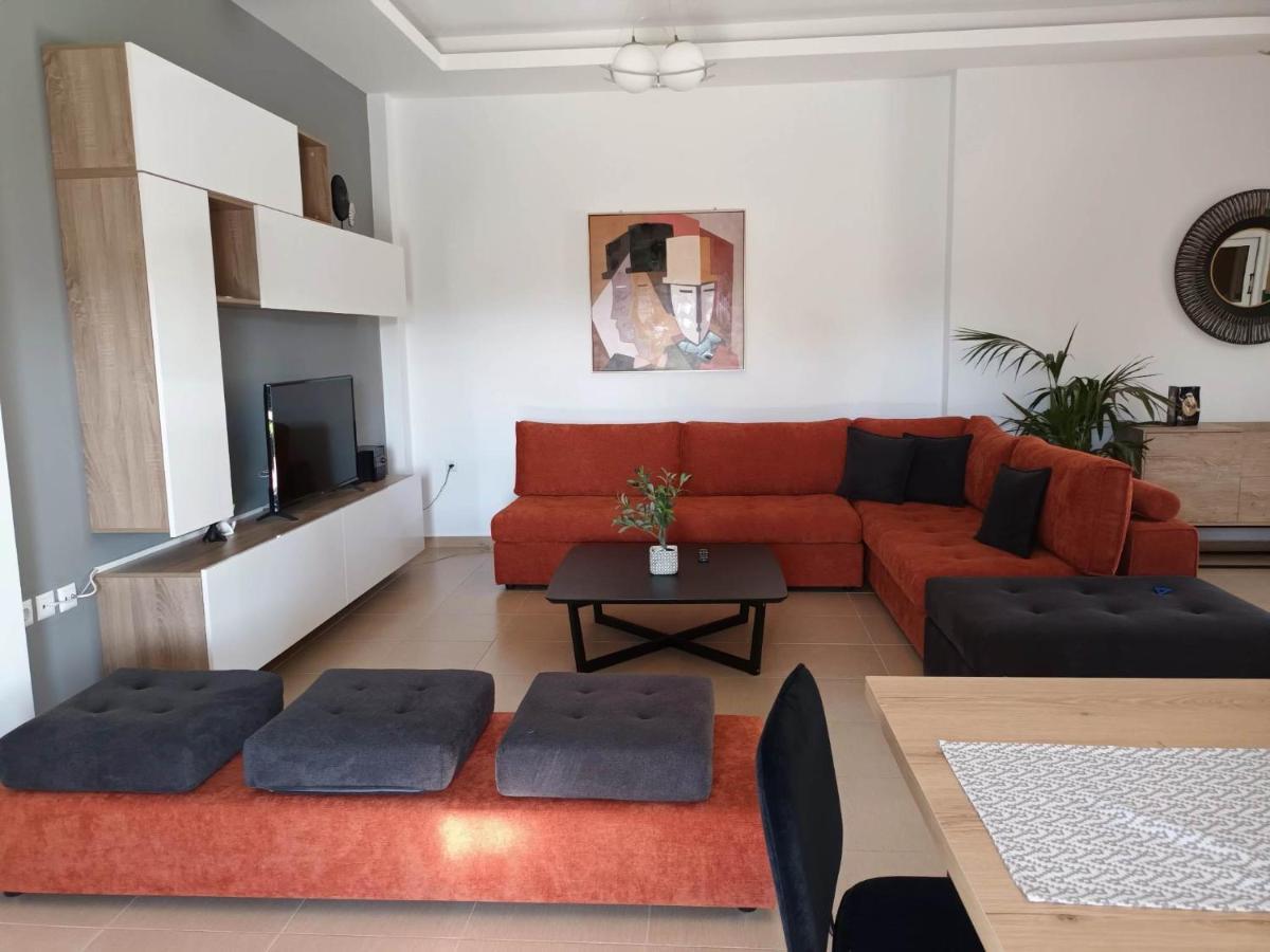 Villa Emily Rethymno อาเดเลียโนส กัมโปส ภายนอก รูปภาพ
