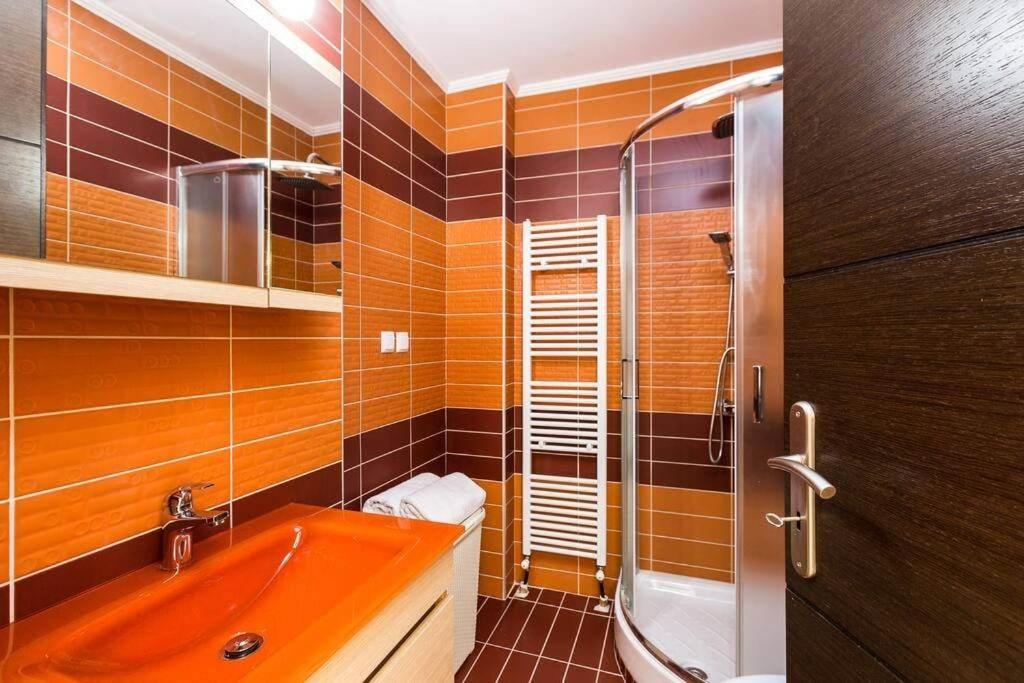 Villa Emily Rethymno อาเดเลียโนส กัมโปส ภายนอก รูปภาพ